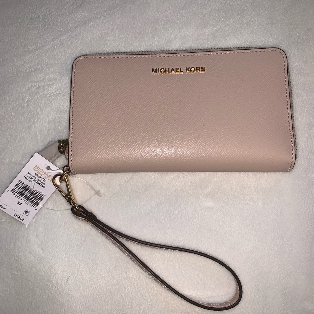 Michael Korda Soft Pink Wristlet Wallet